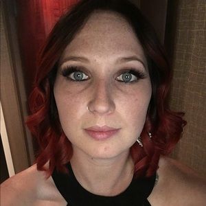 Meet your Posher, Denise